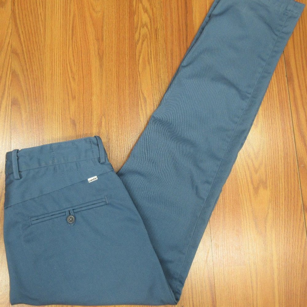33x34 LEVI'S TAPERED FIT Mens POLY/ COTTON PANTS CYAN BLUE 33W x 34L